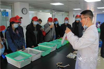 湖北省纤检局开展“我为群众办实事”技术咨询活动